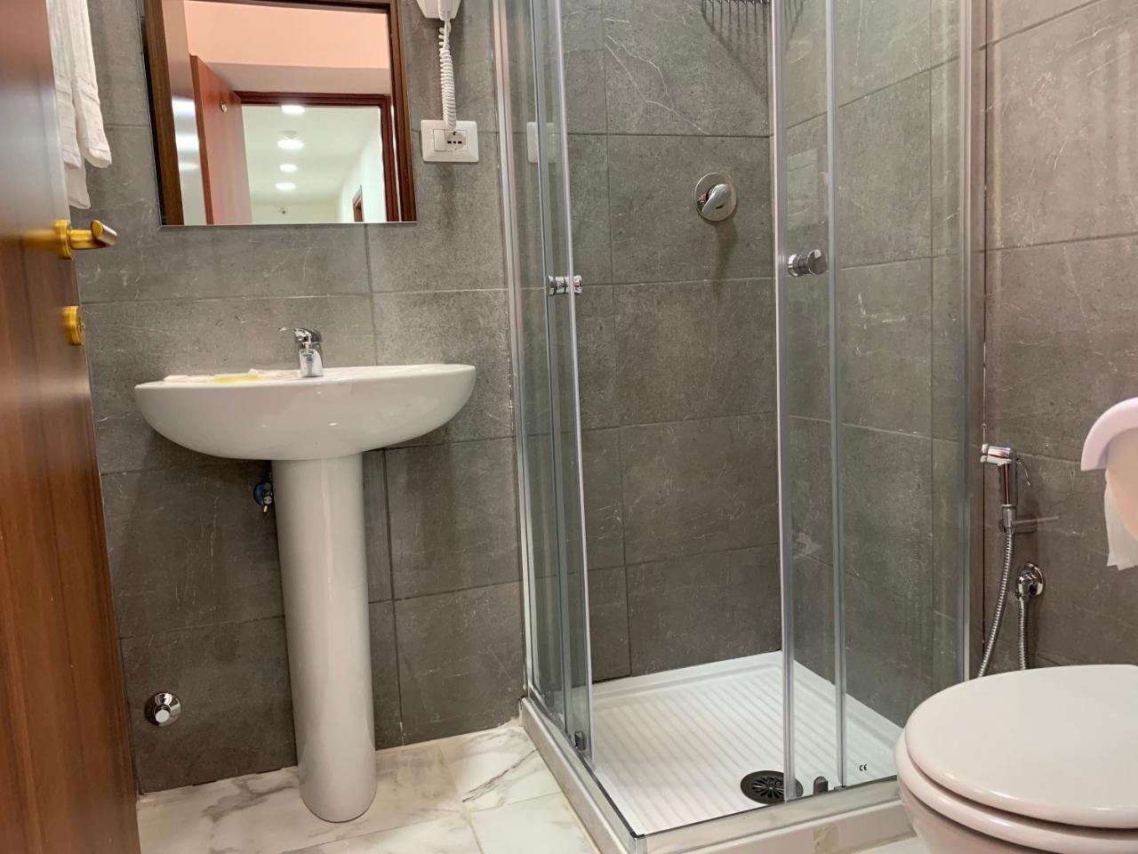 Serena House Roma Ngoại thất bức ảnh